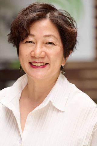 DWM_Deanna_Profile_pic_cropped